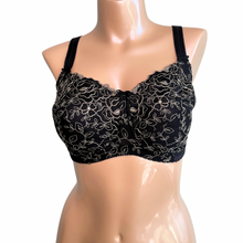 Load image into Gallery viewer, Amoena Tamara Wire-Free Soft Cup Bra
