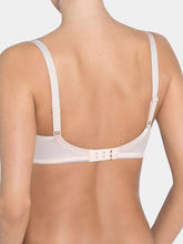 Load image into Gallery viewer, Triumph Beauty-Full Darling Underwire Padded Bra
